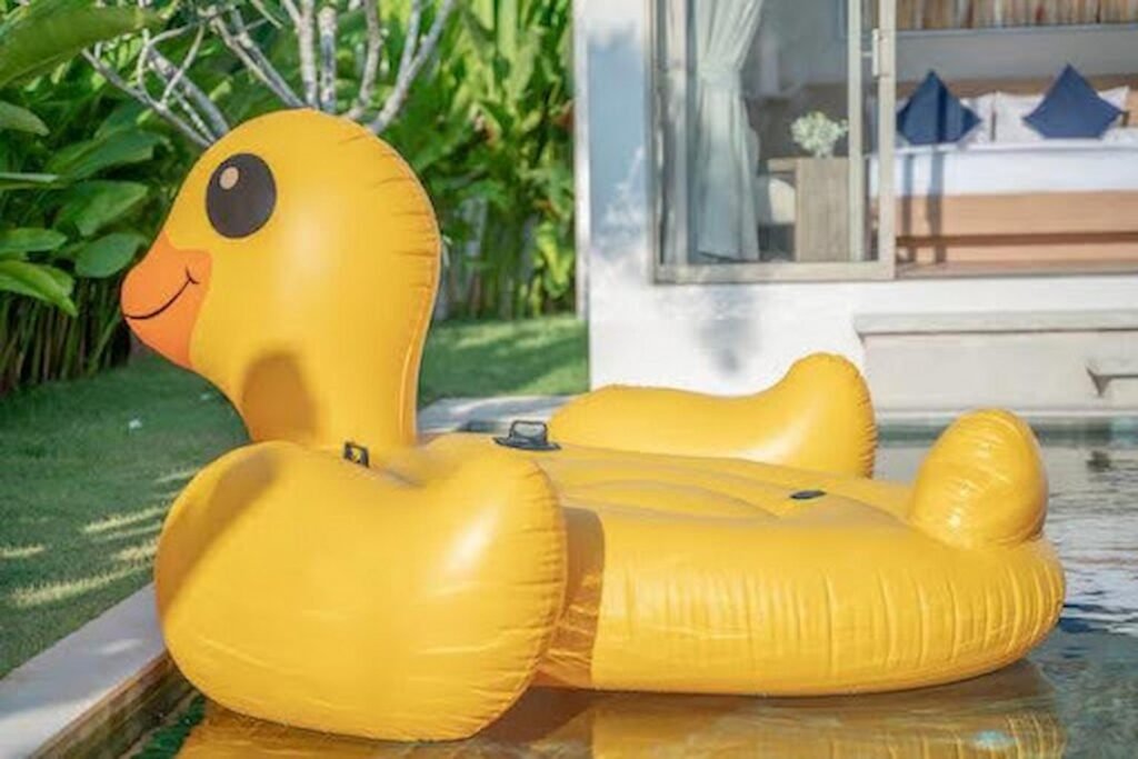 Where Giant Duck Inflatables Fit into Today’s Experiential Marketing Campaigns