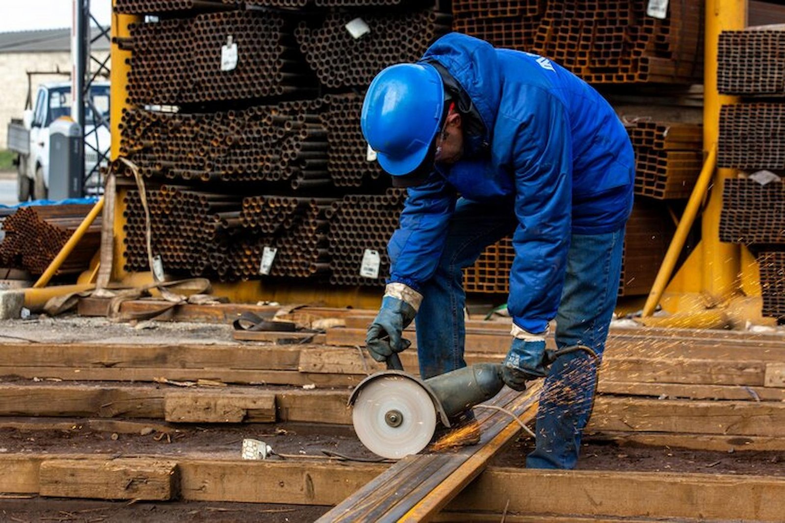 What to Look for in an Architectural Metalworks Specialist