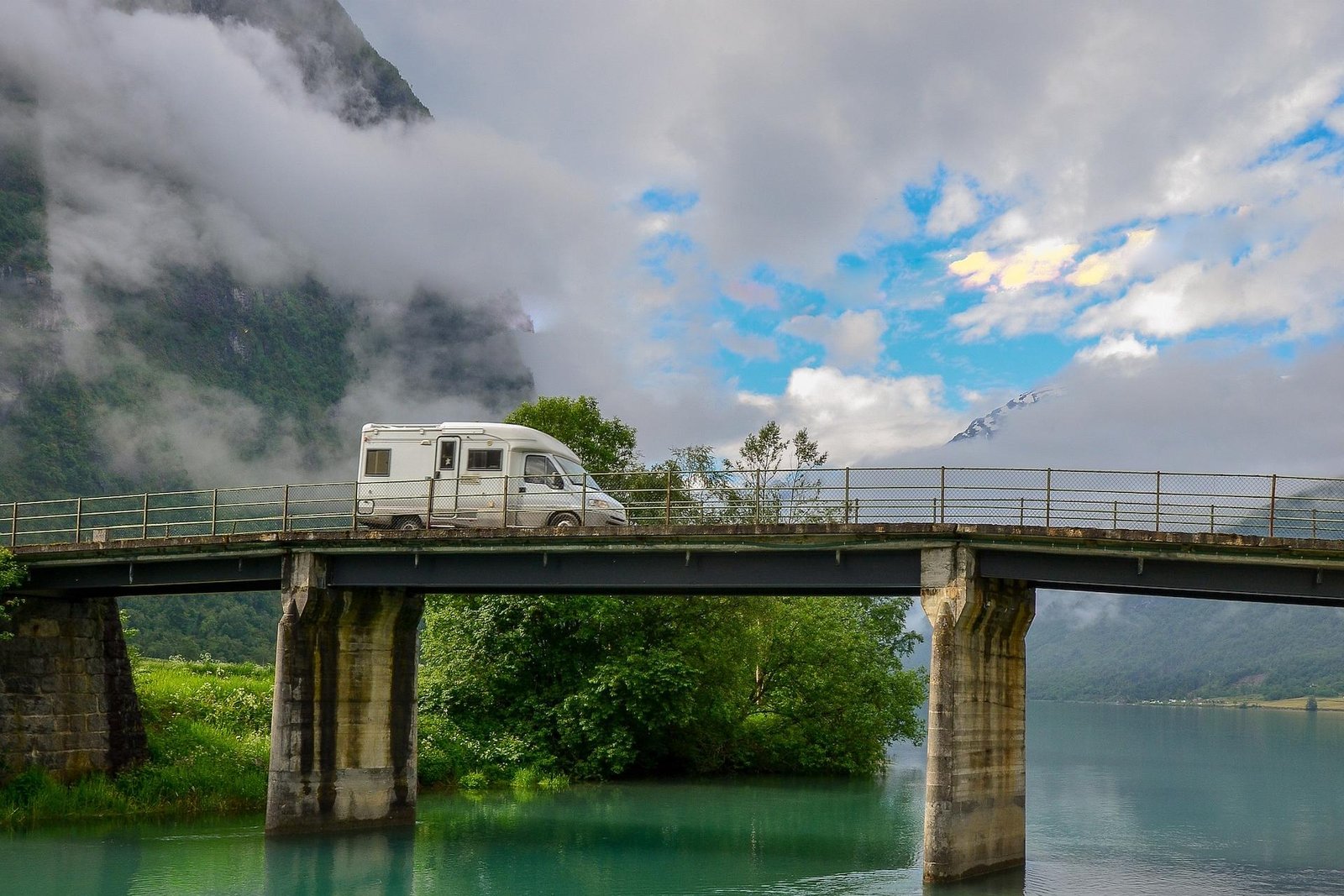 Camper Van Maui