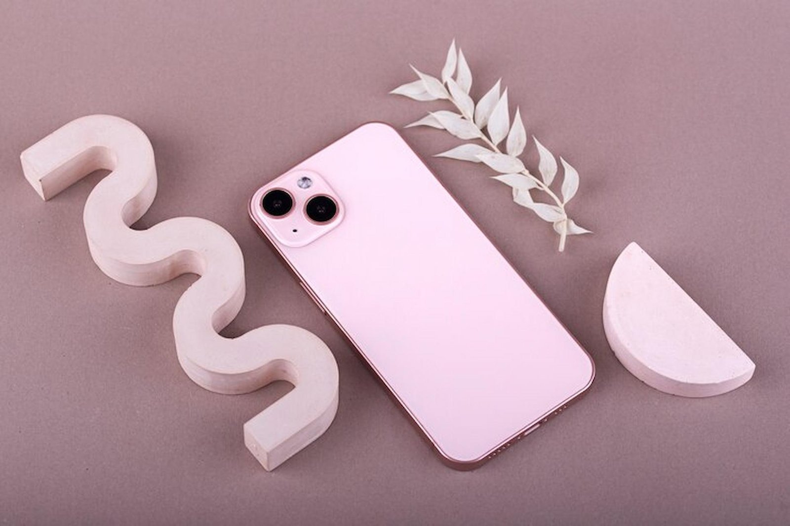 3 Things to Consider Before Buying a Used Phone